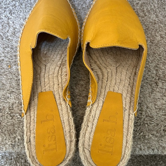 NWOT Lisa B yellow leather pointed toe mule espadrille. Coastal. Classic. Beach - Picture 6 of 10